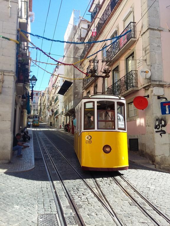 Bica Housevintage Apartment Lisbon Luaran gambar
